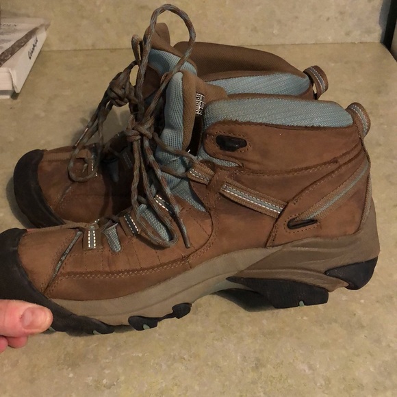 Keen Targhee II Mid Waterproof Hiking Boots - Picture 5 of 7